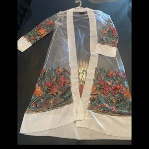 Liv Los Angeles-Anthropologie
Kimono, Duster,Coquette, babydoll, Embroidered